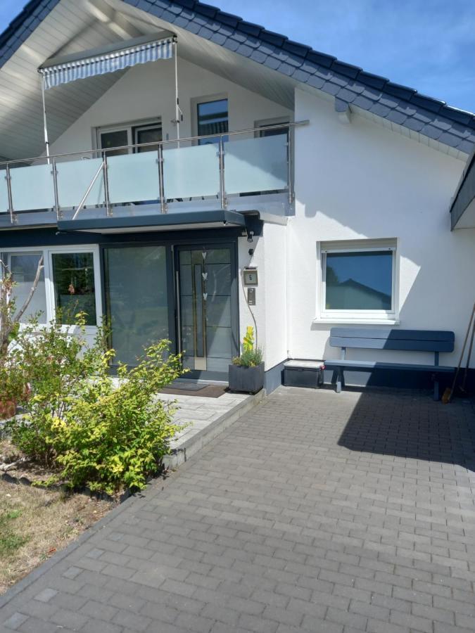 Ferienwohnung Sonnenschein Нойвиед Екстериор снимка